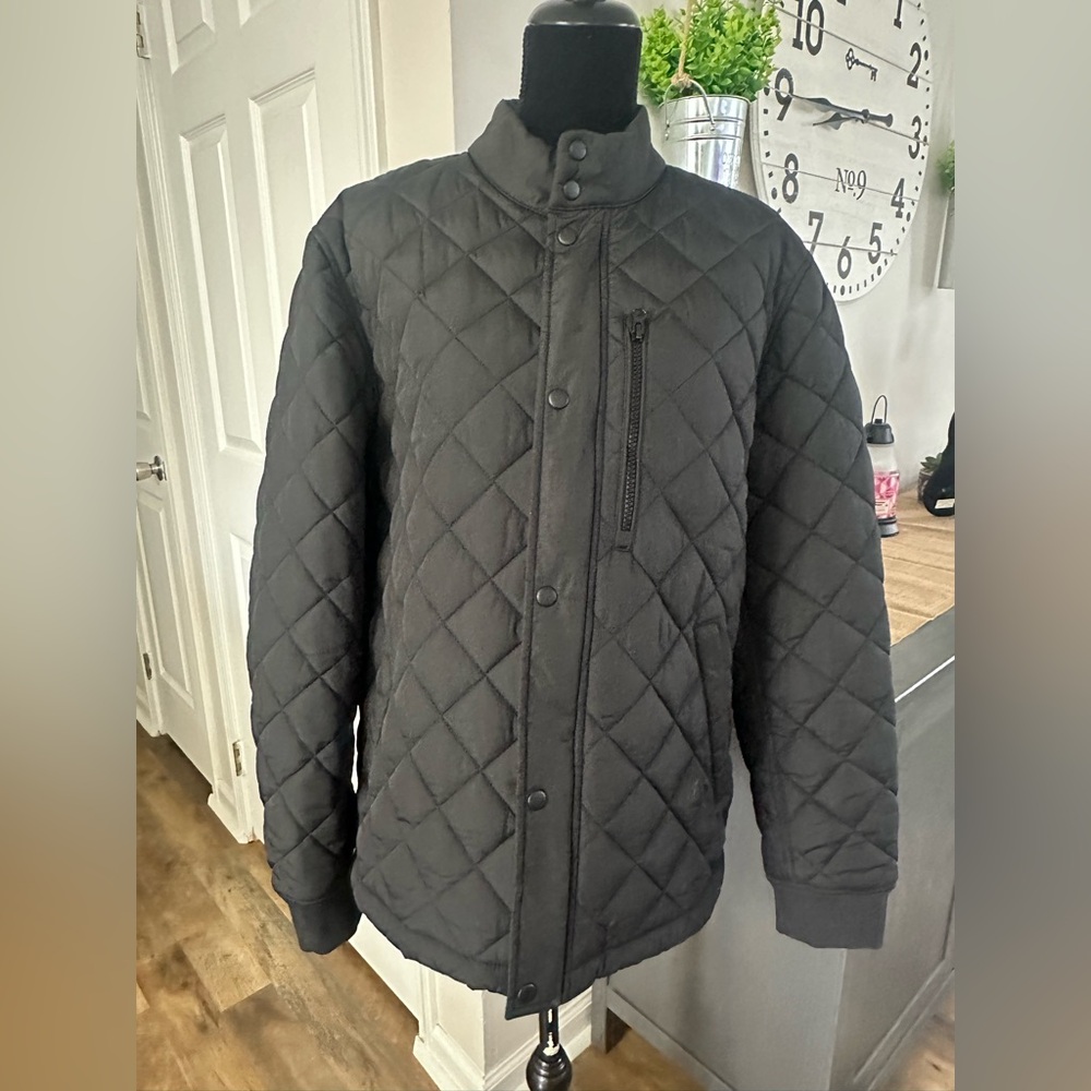 Banana Republic Women’s  Black Quilted Jacket